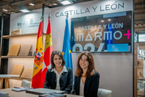 Eleonora Monoscalco, Italian interpreter in Verona working at Marmomac 2024 for the Spanish region of Castile and Leon with a colleague