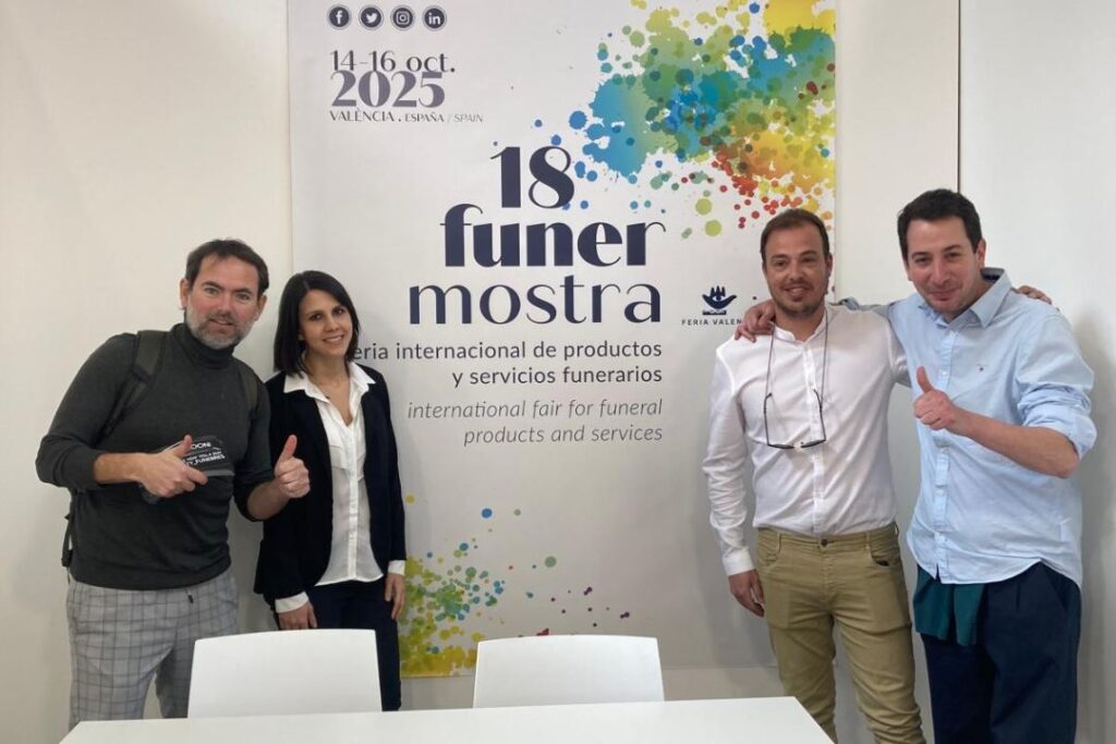 Eleonora Monoscalco, Italian interpreter in Bologna working at Tanexpo trade show for her Spanish clients.