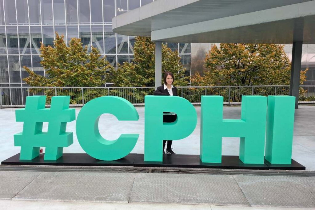 Eleonora Monoscalco, professional Italian interpreter in Milan working at the CPHI trade show dedicated to the pharma industry in 2024.
