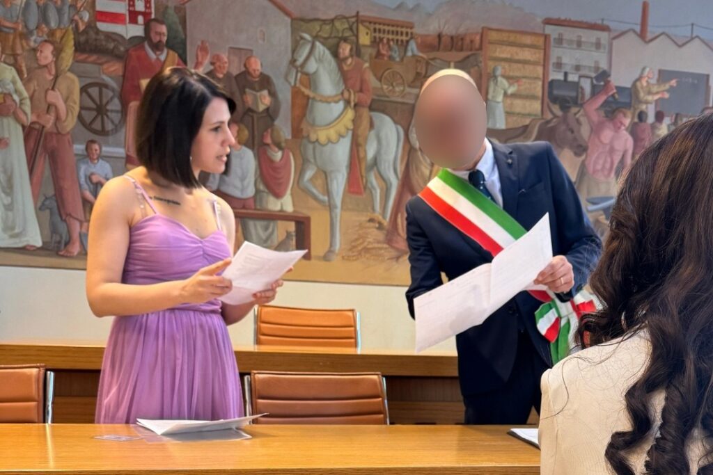 Eleonora Monoscalco trabaja como intérprete y traductor para bodas en Milán, Como, Lecco, Lago de Garda y otras ciudades italianas.